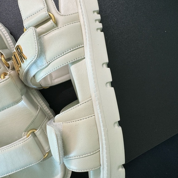 Dior Sandals in good condition - Picture 5 of 7